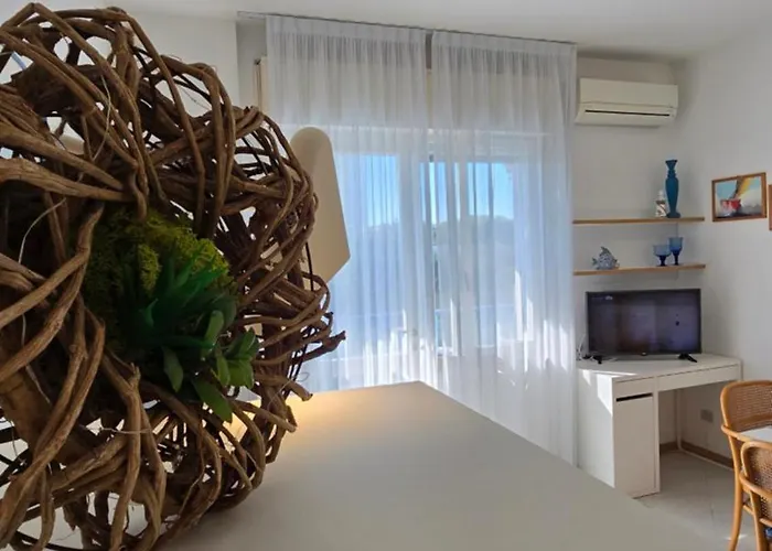 Sole Pineta Apartment *